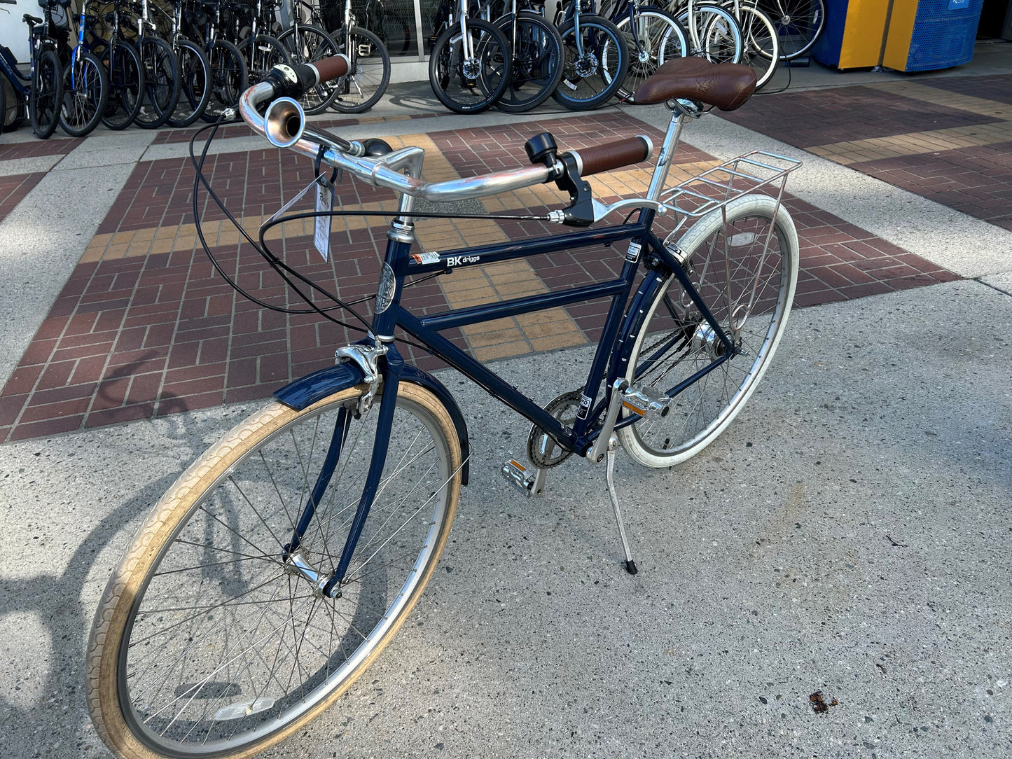 Brooklyn Cruiser Medium Pre-owned