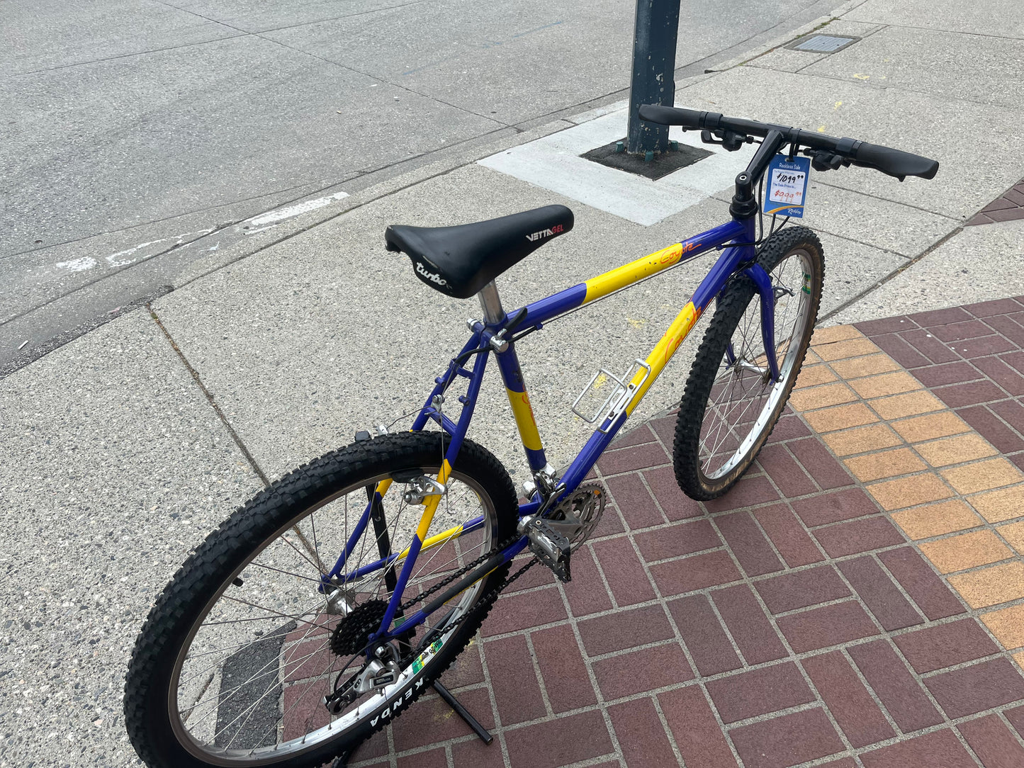 Coyote Pro Vintage Mountain Bike Pre-Owned