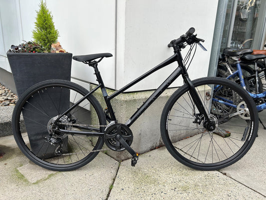 Marin Fairfax 1 Step-Thru Gloss Black Medium