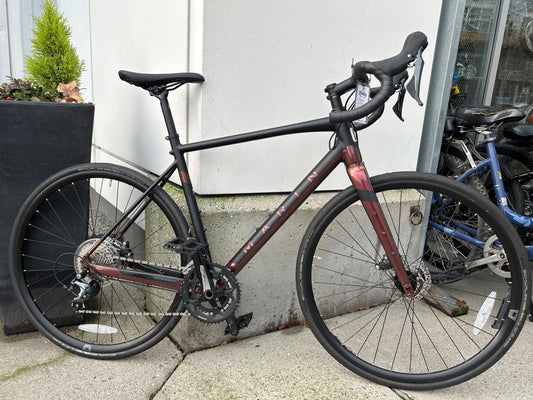 Marin Gestalt 2.5 Black/Red 56cm