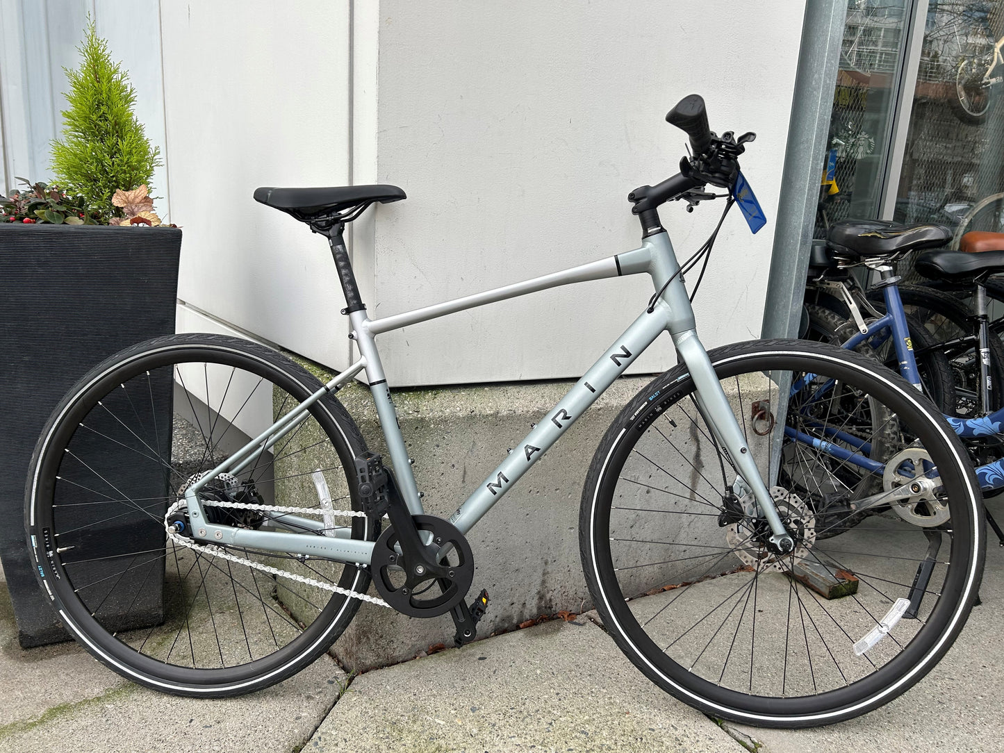 Marin Presidio 2 Silver/Black Medium