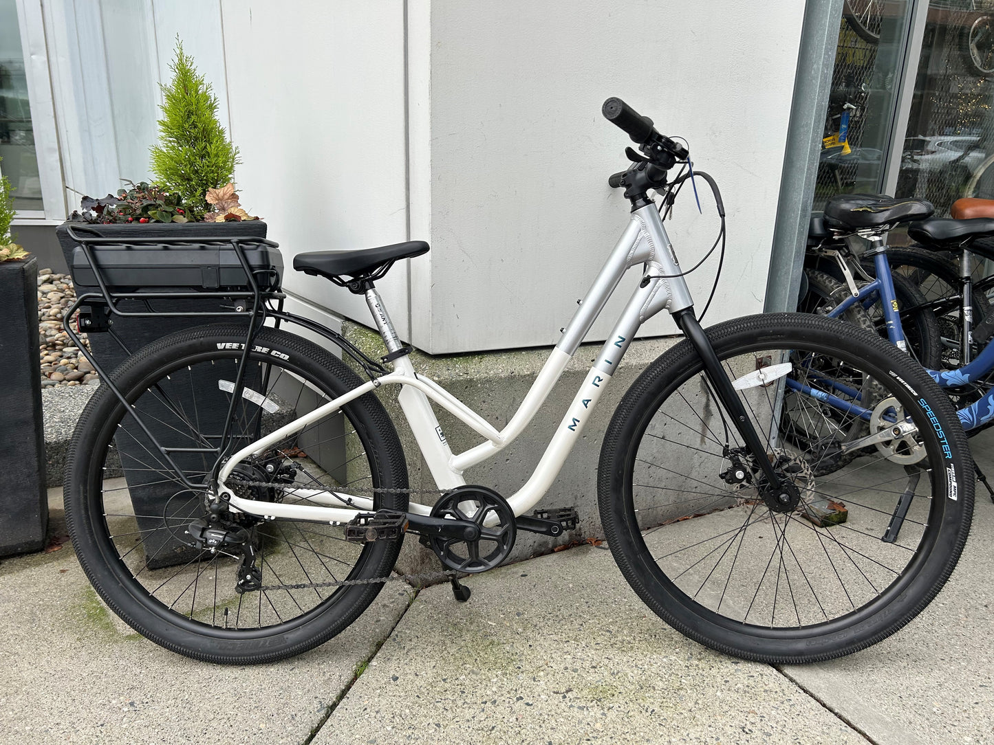 Marin Stinson E Step-Thru White Silver Small