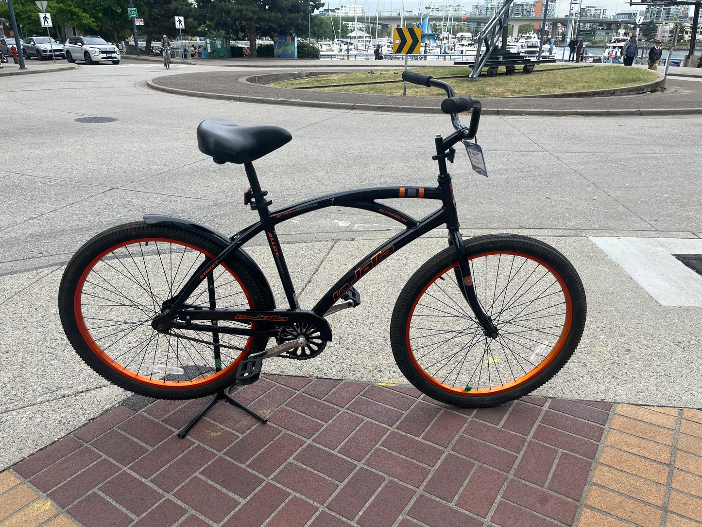 La Jolla Beach Cruiser Pre-Owned