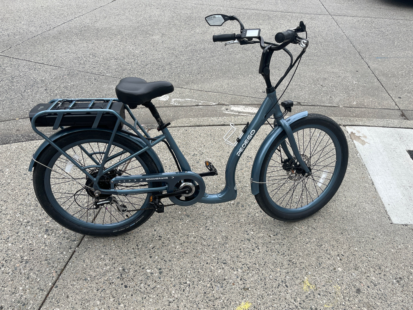Pedego Boomerang Pre-Owned